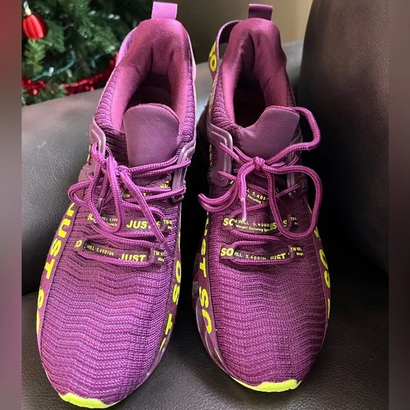 Purple womens Just So So tennis shoes. Worn maybe 2x size 10 - Picture 3 of 6